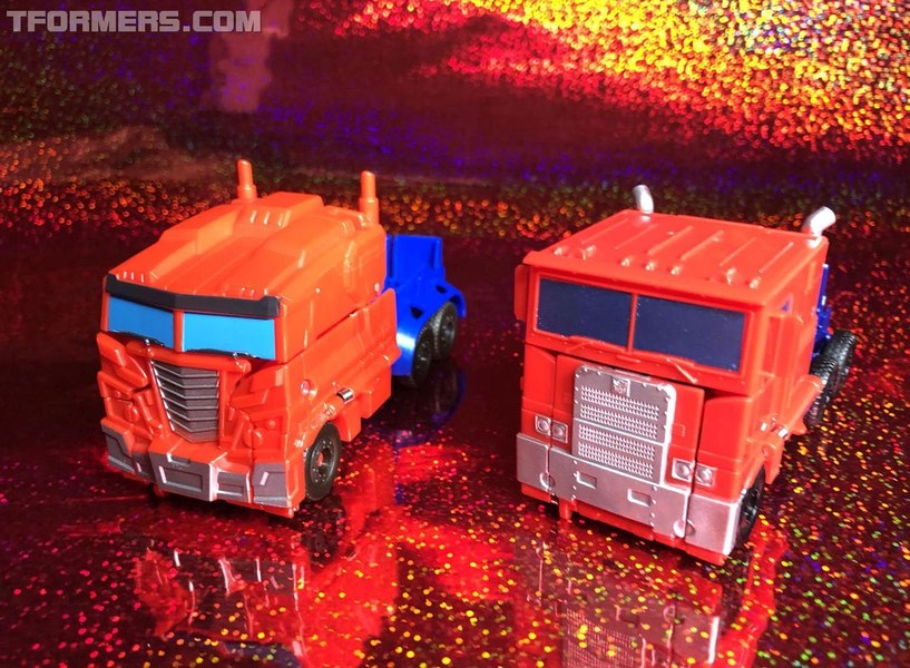 Takara Tomy Tc 14 Turbo Change Optimus Prime  (18 of 28)